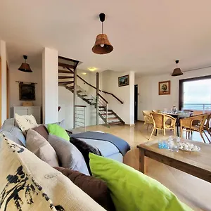 https://los-briones.tenerifehoteles.net